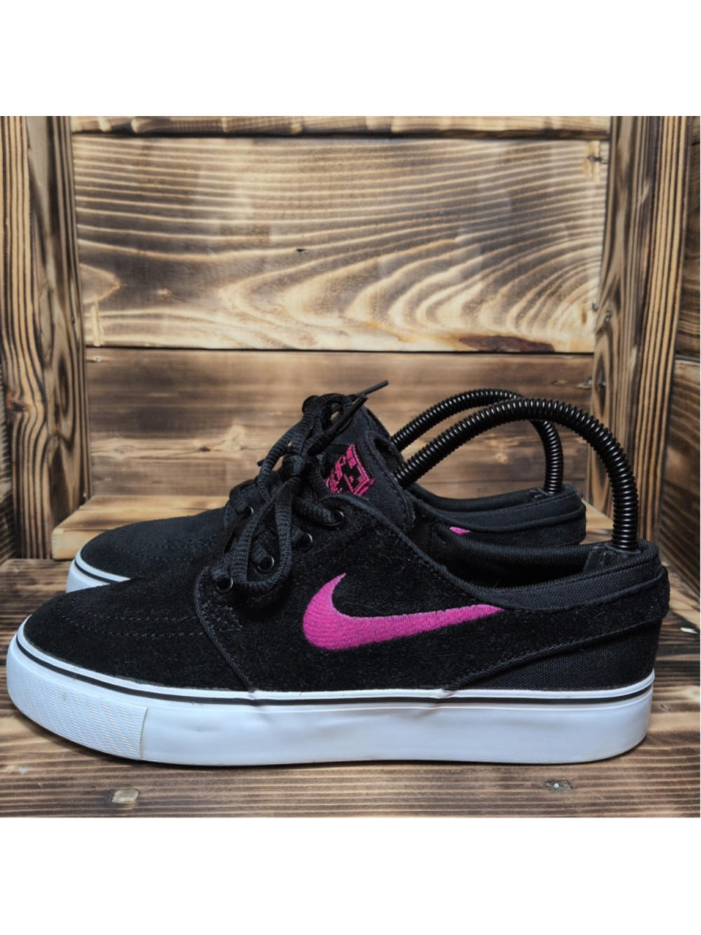 Nike SB Stefan Janoski Black Purple Size 5Y Athletic Shoes Sneakers 525104-005